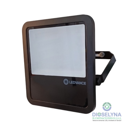 REFLECTOR LED 80W 5000K IP65 10000 LÚMENES 100-277V LEDVANCE